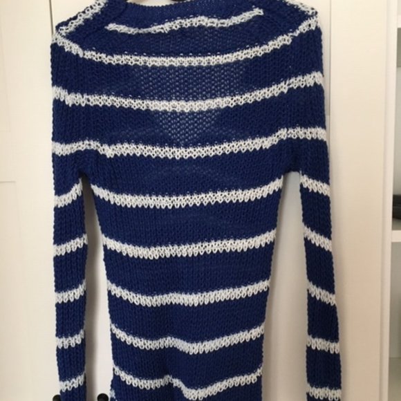 Banana Republic Chunky Striped Linen Sweater V - Picture 3 of 3